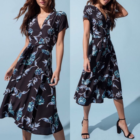 ✨HP!✨NWT Yumi Kim Blue Floral Silk Wrap Dress XS - Picture 6 of 6